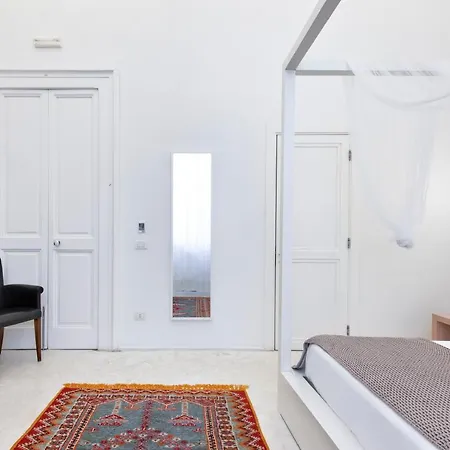 Casa Di Lo לצ'ה